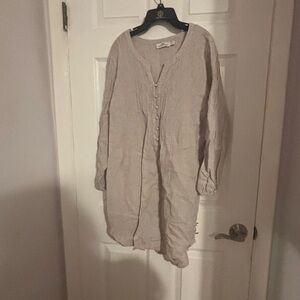 Vineyard Vines Light Tan Button-Up Shirt